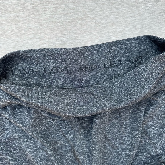 Lululemon Athletica 8 Gray Knee-Length Bubble Skirt - Picture 4 of 6